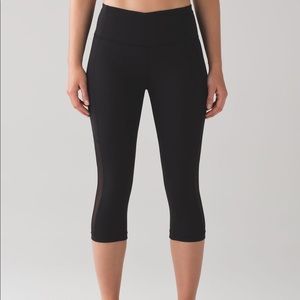 Lululemon Gear Up Crop - Black